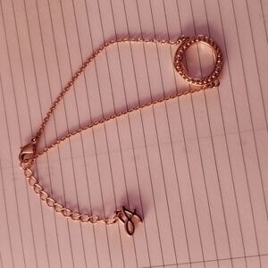 Organic Circle of love rose gold plated bracelet with Swarovski crystal.